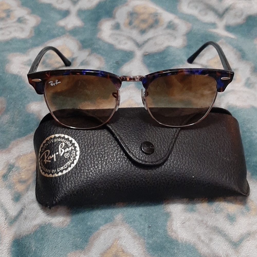 DO NOT BUY!!! ON HOLD Rayban Clubmaster